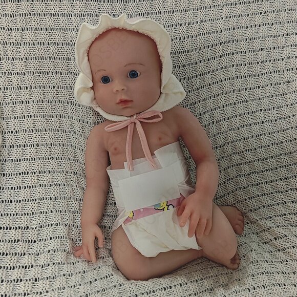 45cm Full Body Platinum Silicone Open Eyes Newborn Lifelike Reborn Baby GirlDoll - Picture 5 of 15